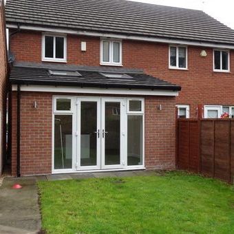 Middlewood Chase, Middlewood, Sheffield - Photo 1