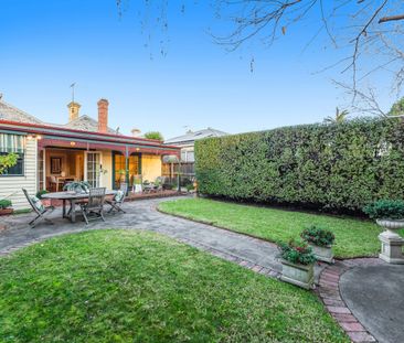 13 Mantell St, Moonee Ponds, Vic 3039 - Photo 1