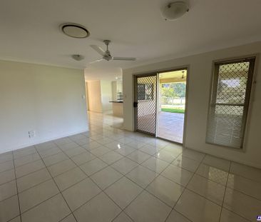 Lovely Established Home - Photo 6