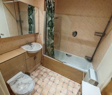 2 Bed Flat, Waterside, CV1 - Photo 1