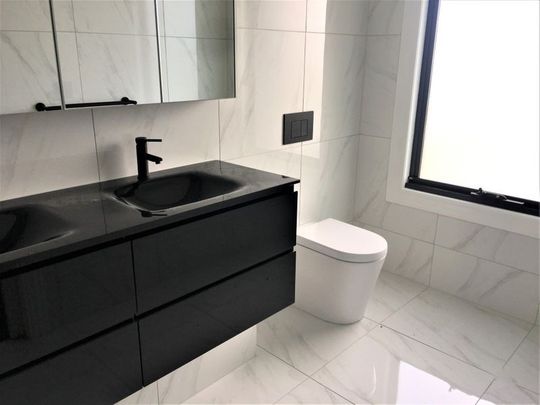 96A Marlborough Street, Bentleigh East VIC 3165 - Townhouse For Rent | Domain - Photo 1