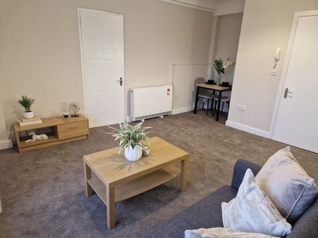 2 bedroom apartment to rent - Photo 2