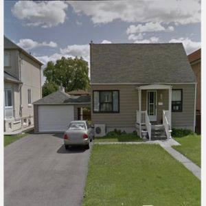 2 story Full House - Photo 2