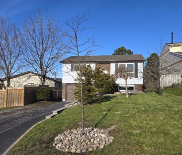 For Lease - 929 Southdown Drive Unit# Lower, Oshawa, Ontario - Photo 1