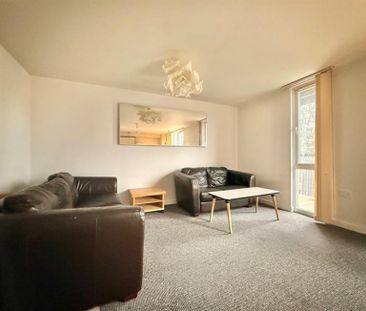 2 Bedroom Apartment To Let - Photo 1