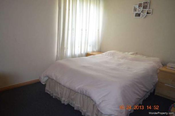 2 bedroom property to rent in London - Photo 1