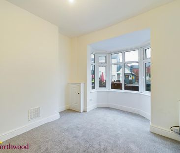 2 bedroom end of terrace house to rent - Photo 1