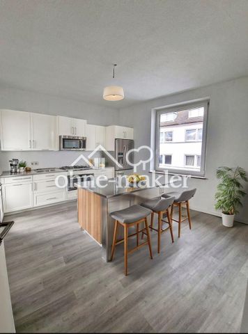 Zimmer in Mädchen WG - In zentraler sanierter Wohnung mit zwei Bädern - Photo 2