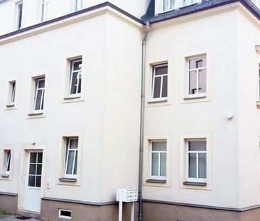 WohlfÃ¼hlwohnung mit EinbaukÃ¼che in ruhiger Lage! - Foto 2