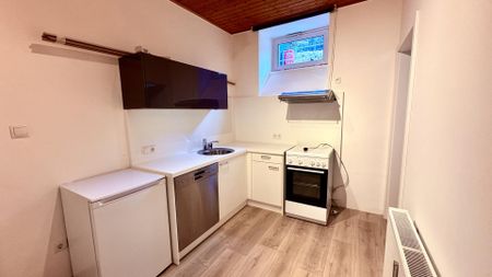 Sanierte 2 Zimmerwohnung mit Garten und KFZ-Abstellplatz - Photo 3