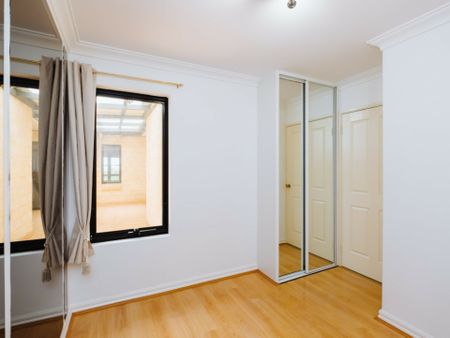 2/16-28 Waterloo Crescent, East Perth - Photo 2