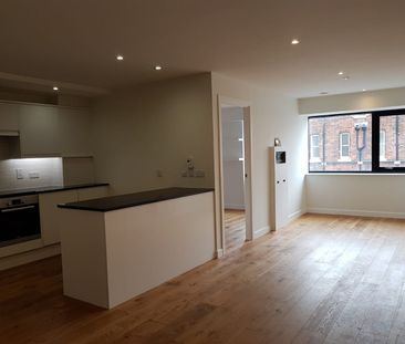 2 Bed Flat, Scarbrook Road, CR0 - Photo 3
