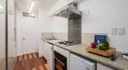 One Bedroom Unit - Photo 4