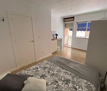 Carrer Joan Lluis Vives, Manises, Valencian Community 46940 - Photo 5