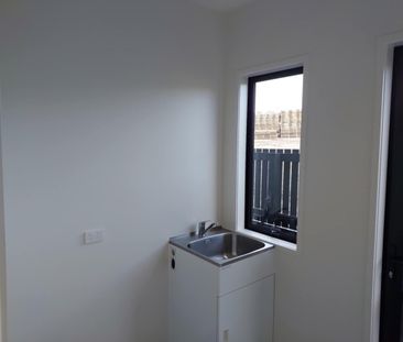 Be first on the block - Photo 6