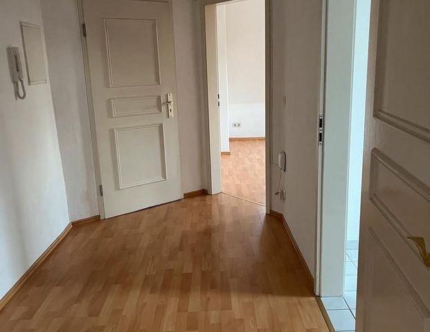 2-Zimmer-Dachgeschoss-Wohnung in DD-Striesen - Foto 1