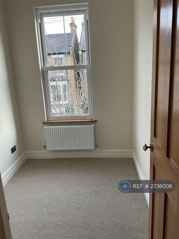 2 bedroom maisonette to rent - Photo 3