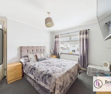 54 Pinewood Avenue, Carrickfergus, BT38 8EW - Photo 6