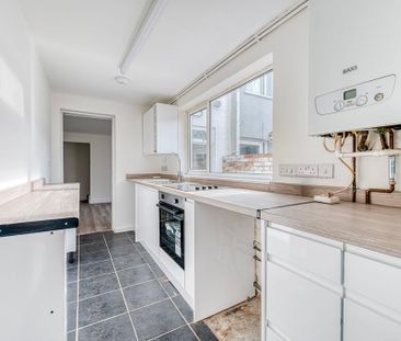 2 bedroom terraced house to rent - Photo 5