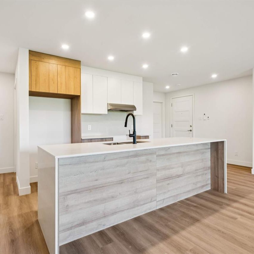 3 CH - 1 SDB - Huntingdon - $1,350 /mo - Photo 1