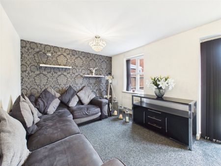 Carnfield Close, South Normanton, Alfreton, Derbyshire, DE55 - Photo 4