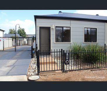 4/2-6 Kelly Street, Werribee, Vic 3030 - Photo 5