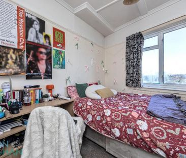 4 bedroom terraced house to rent - Photo 5