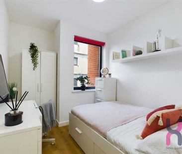 6 bedroom flat to rent - Photo 4