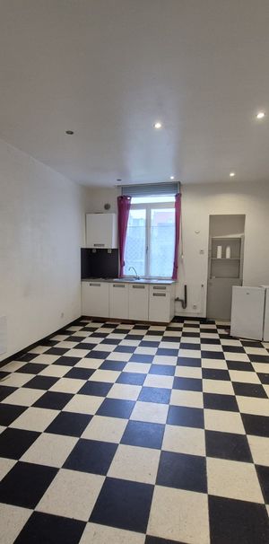 Location Appartement 1 pièce 38m² ST OMER 62500 - Photo 1