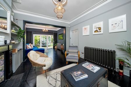 4 Bed Semi-Detached House, Arragon Gardens, SW16 - Photo 5