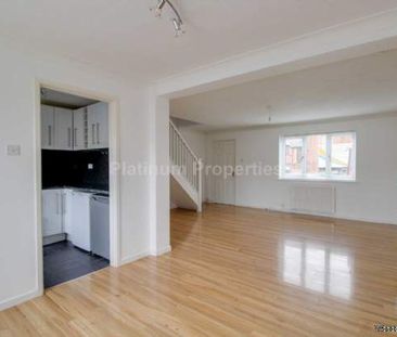 2 bedroom property to rent in Ely - Photo 4