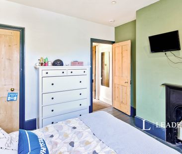 3 bedroom mid-terrace to rent Anchor Street, Chelmsford - Photo 2