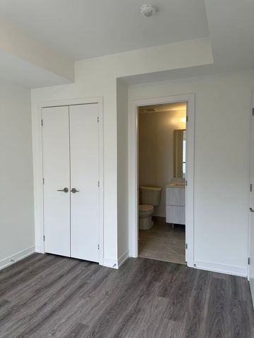 For Lease - 8 David Eyer Road Unit# 1224, Richmond Hill, Ontario - Photo 4