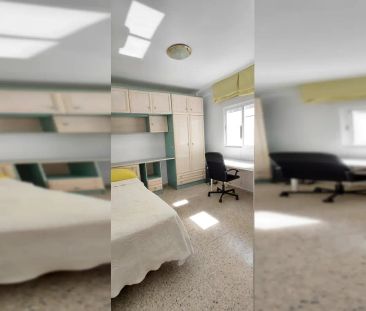 Room in a shared 2-bedroom apartment for rent in Camino de Ronda. - Foto 4