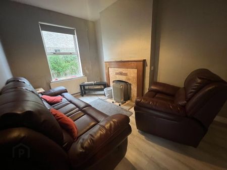 72 Donaghmore Road, Dungannon, BT70 1HB - Photo 2