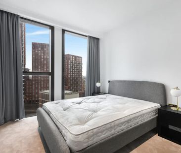 Thames City London SW8 - Photo 6