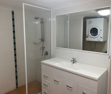 Available Now – Centrally Located Unit in Southport! - Photo 6