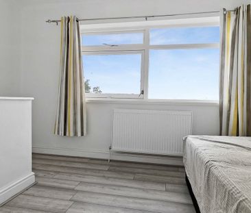 4 bedroom property to rent - Photo 3