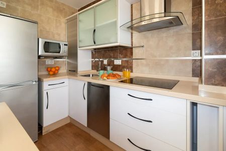 Calle Beatas, Málaga, Andalusia 29008 - Photo 2