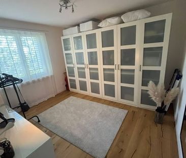 4.5 Zimmer, 114 m², 2. Stock - Photo 4