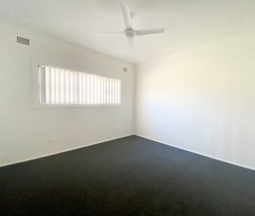 55 Tomaree Road, Shoal Bay NSW 2315 - House For Rent | Domain - Photo 2