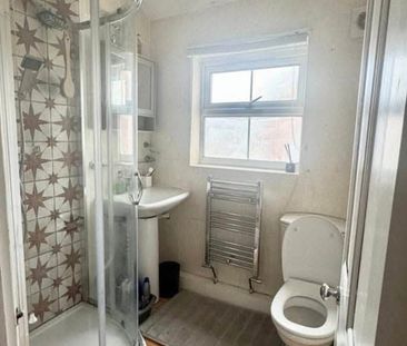 Room in a Shared House, Icknield Road, LU3 - Photo 5