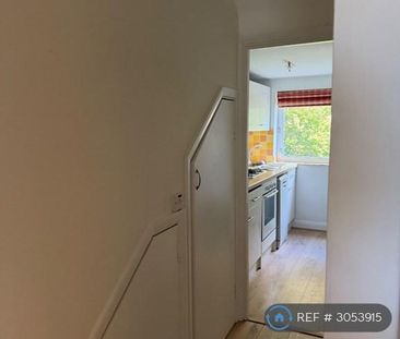 1 bedroom semi-detached house to rent - Photo 5