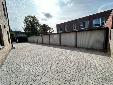 Leuk appartement met 2 slaapkamers op gunstige locatie in Mol - Photo 4