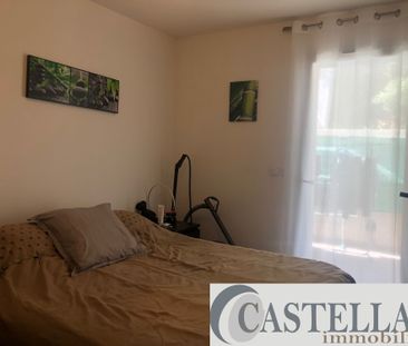 Location Appartement 2 pièces 42m² ROQUEFORT 13830 - Photo 2