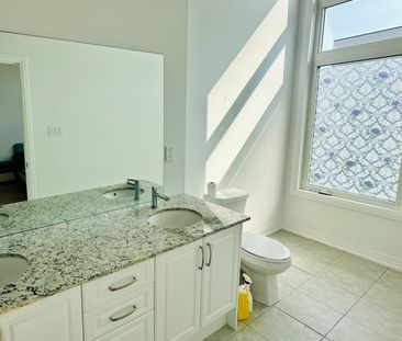 For Lease - 27 Albert Firman Lane, Markham, Ontario - Photo 4