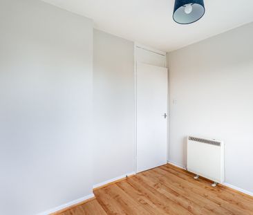 Available unfurnished from 27/11/2025 - Photo 2
