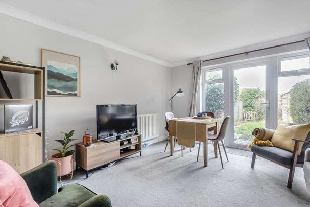 Abingdon, Oxfordshire, OX14 - Photo 1