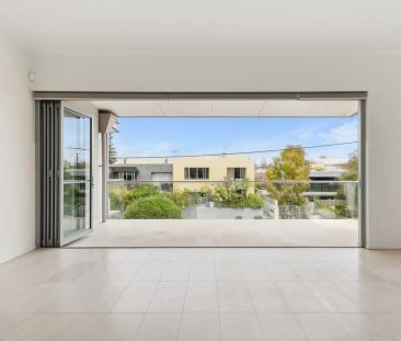 Modern & secure apartment - Photo 1