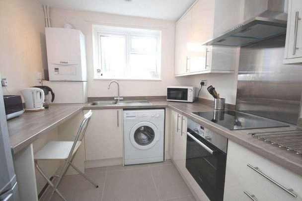 Lydney, Bracknell, RG12 - Photo 1